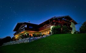 Ferienwohnungen Gaestehaus Laercheck